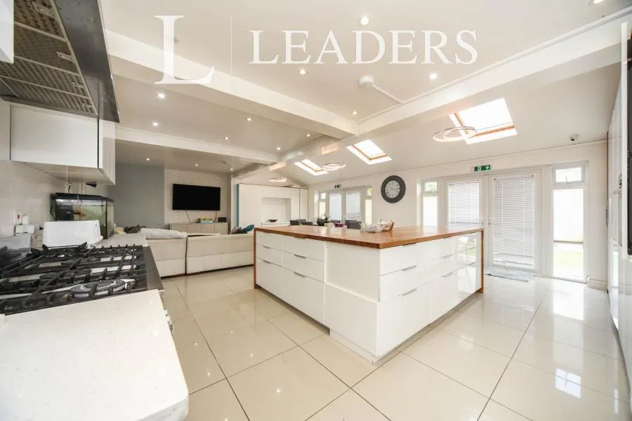 Black Swan Lane, Luton, LU3, photo 6
