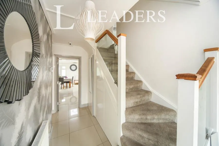 Black Swan Lane, Luton, LU3, photo 8
