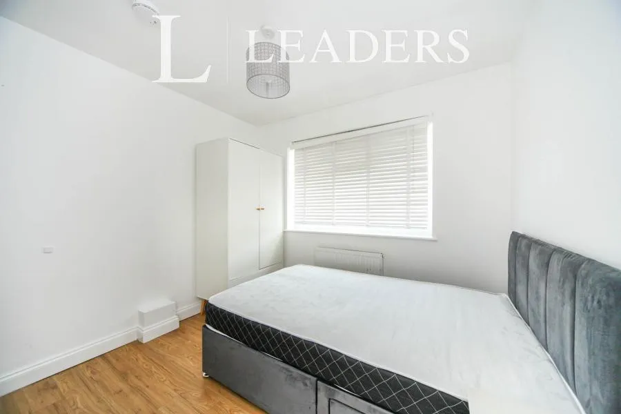 Black Swan Lane, Luton, LU3, photo 2