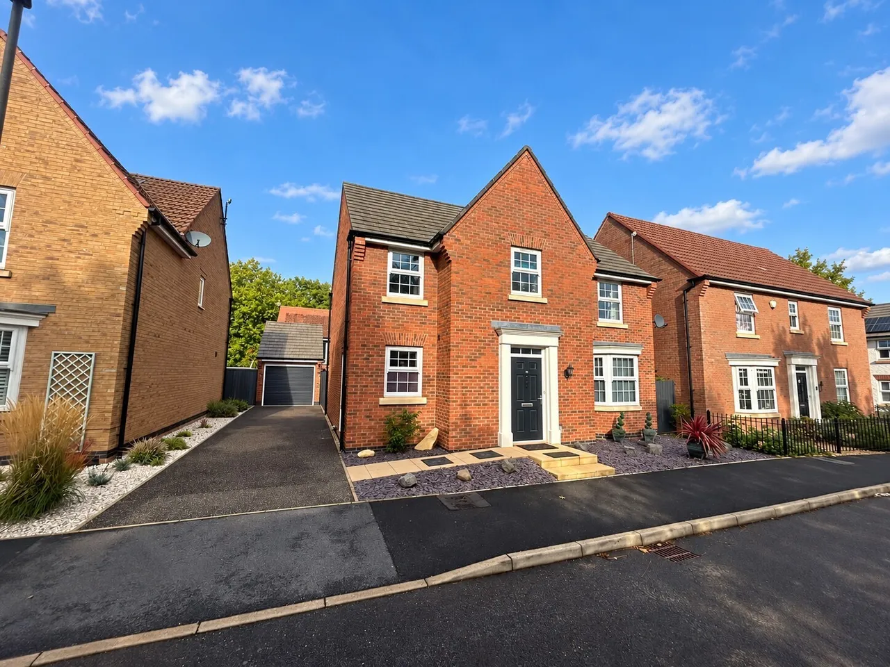 4 bed house for sale, Marron Court, Fernwood, NG24
