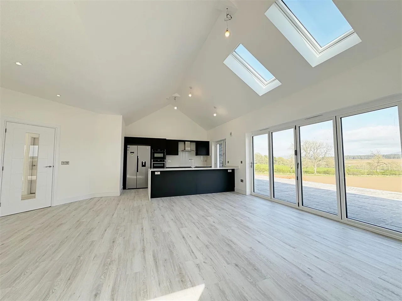 Bertram Avenue, Kersewell, Carnwath, ML11 8TB, photo 6