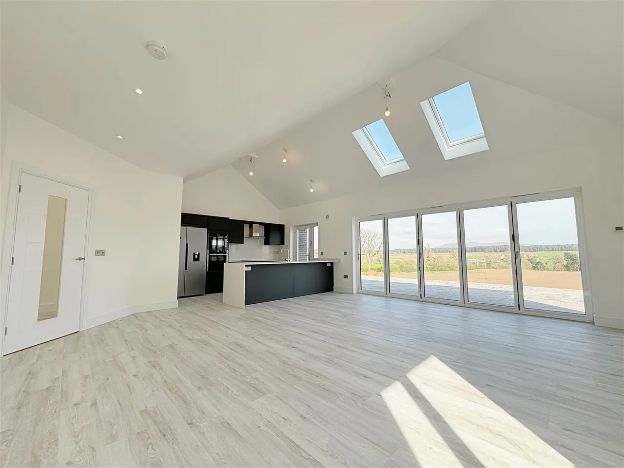 Bertram Avenue, Kersewell, Carnwath, ML11 8TB, photo 2