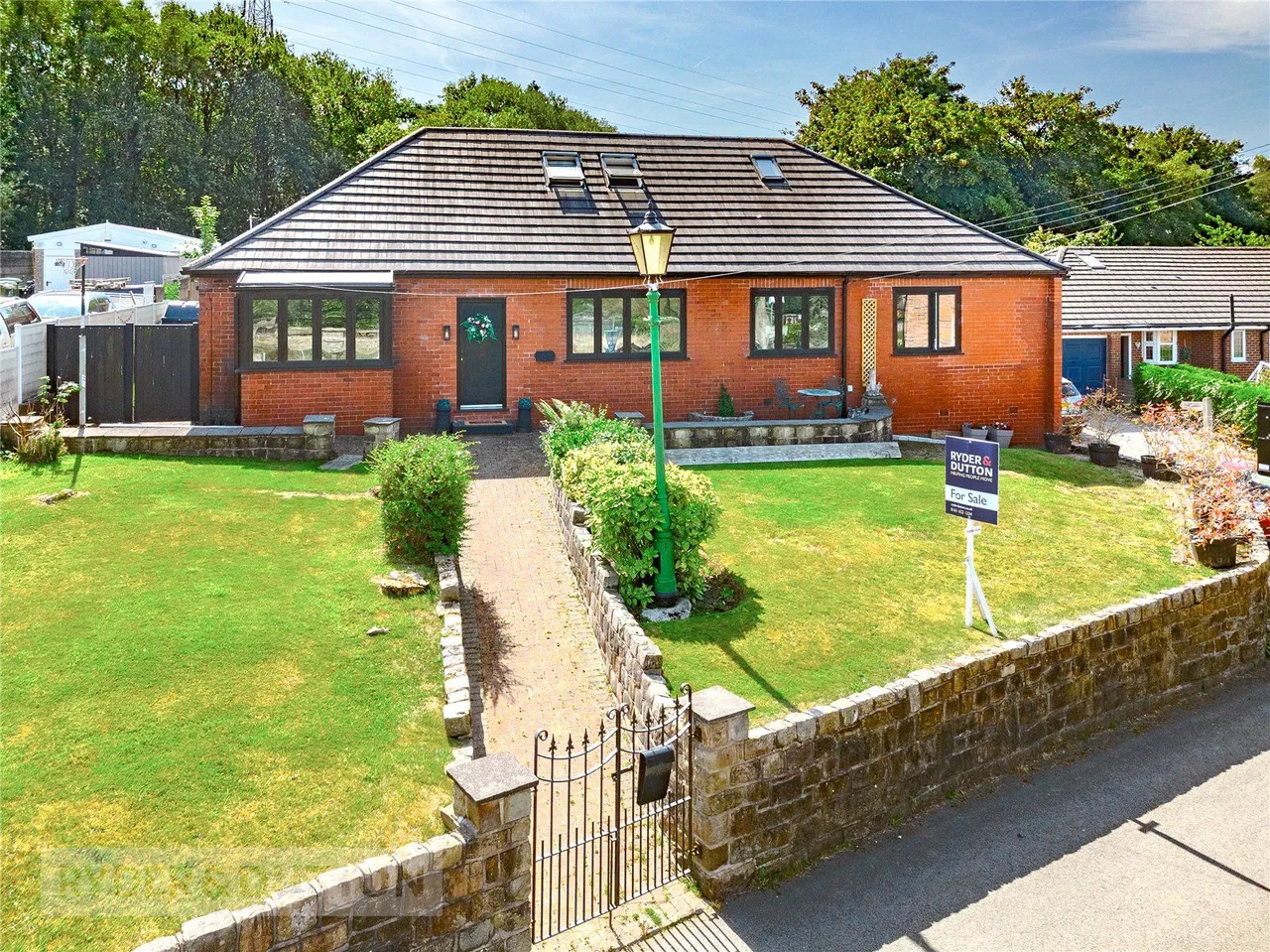 Ferney Field Road, Chadderton, OL9, photo 4