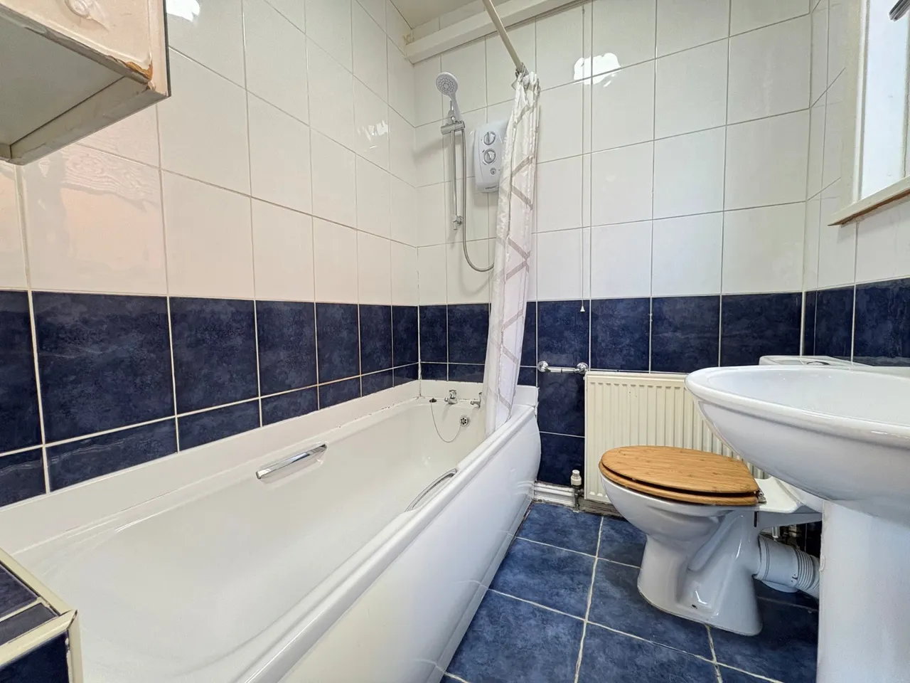 Heathfield Terrace, Headingley, LS6, photo 8