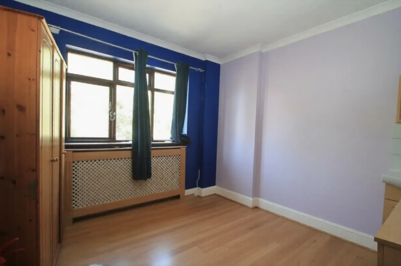 Eastcote Avenue, Greenford, UB6, photo 4