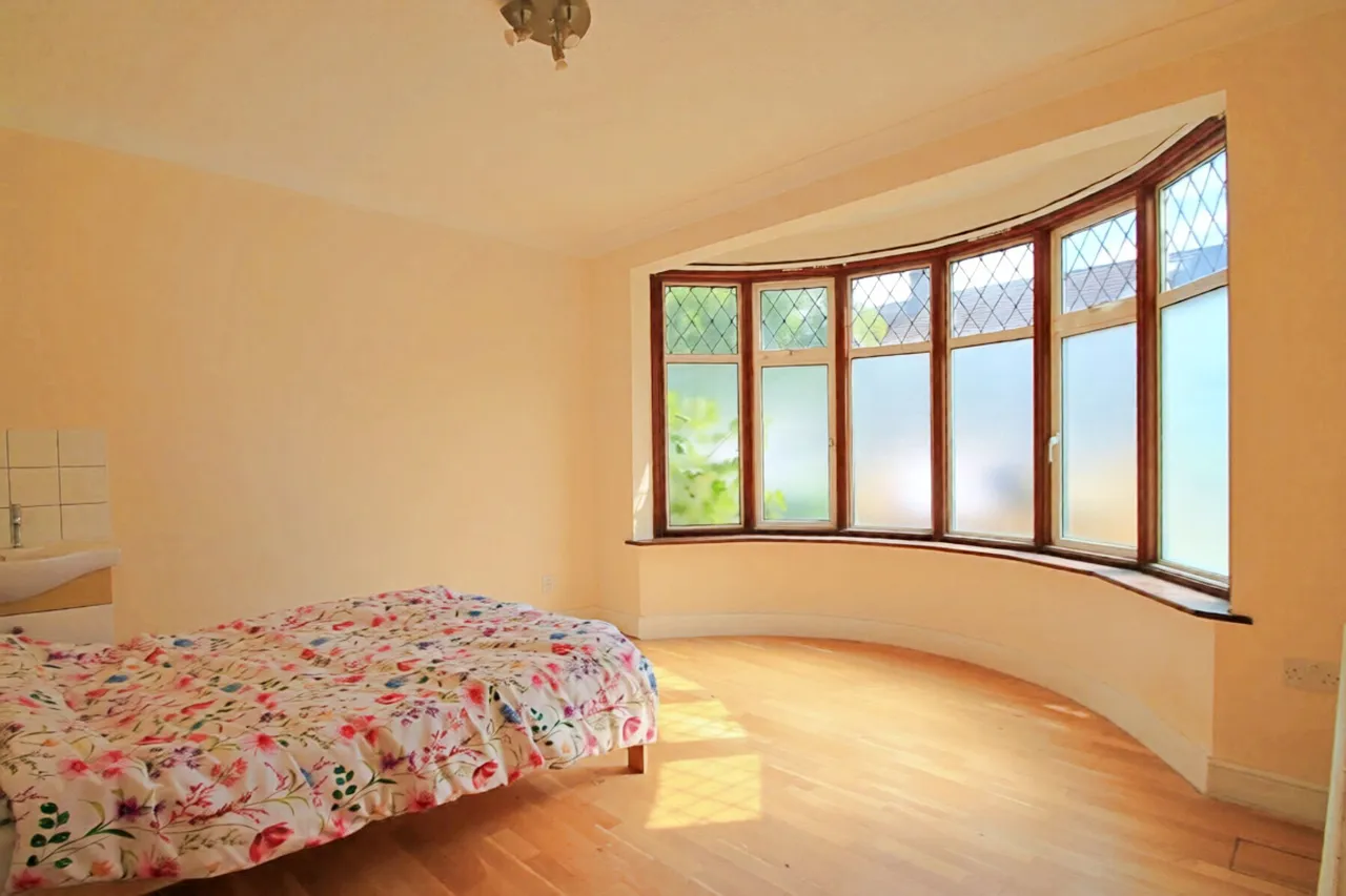 Eastcote Avenue, Greenford, UB6, photo 7