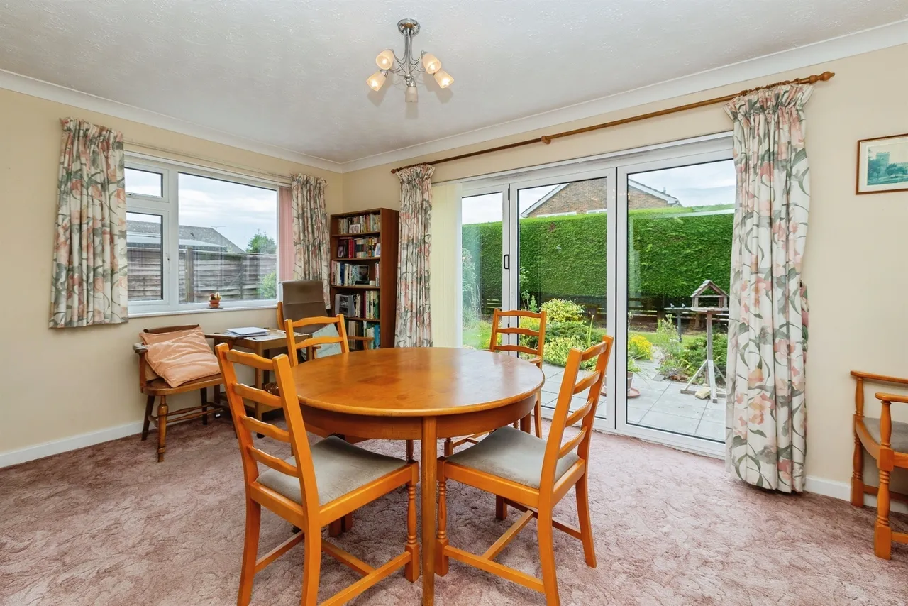 Corfe Close, Aylesbury, HP21, photo 17