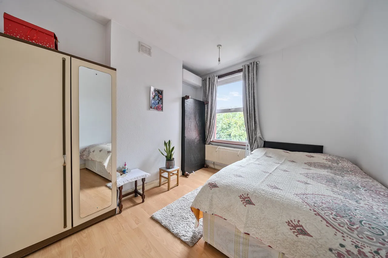 41 Dagmar Road, London, photo 4