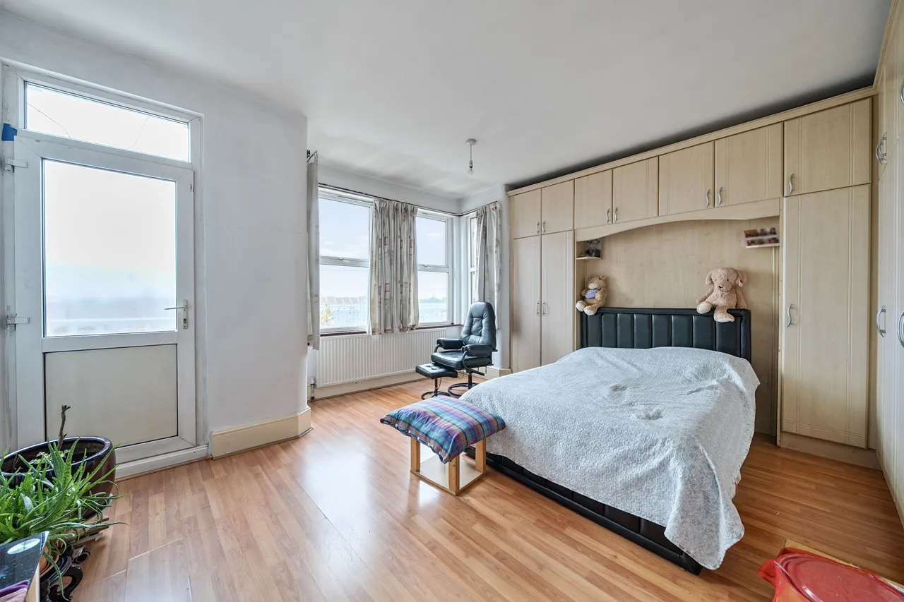 41 Dagmar Road, London, photo 5
