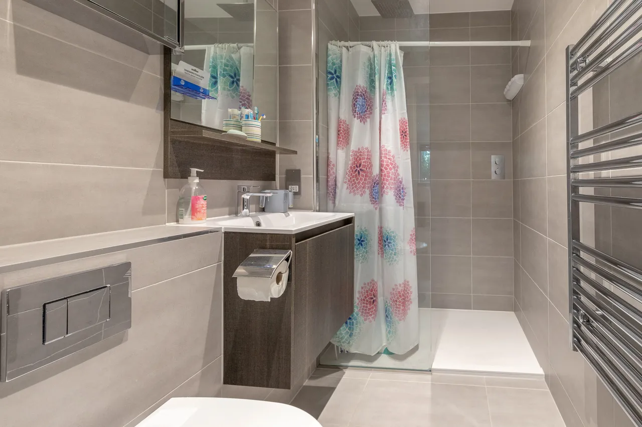 Flat 2, Bellham Court, 1 Hope Close, London, photo 9
