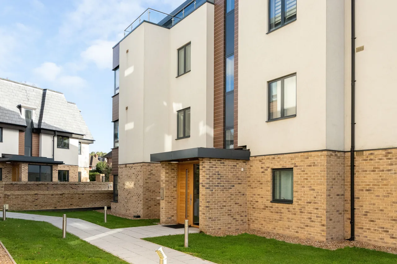 Flat 2, Bellham Court, 1 Hope Close, London, photo 11