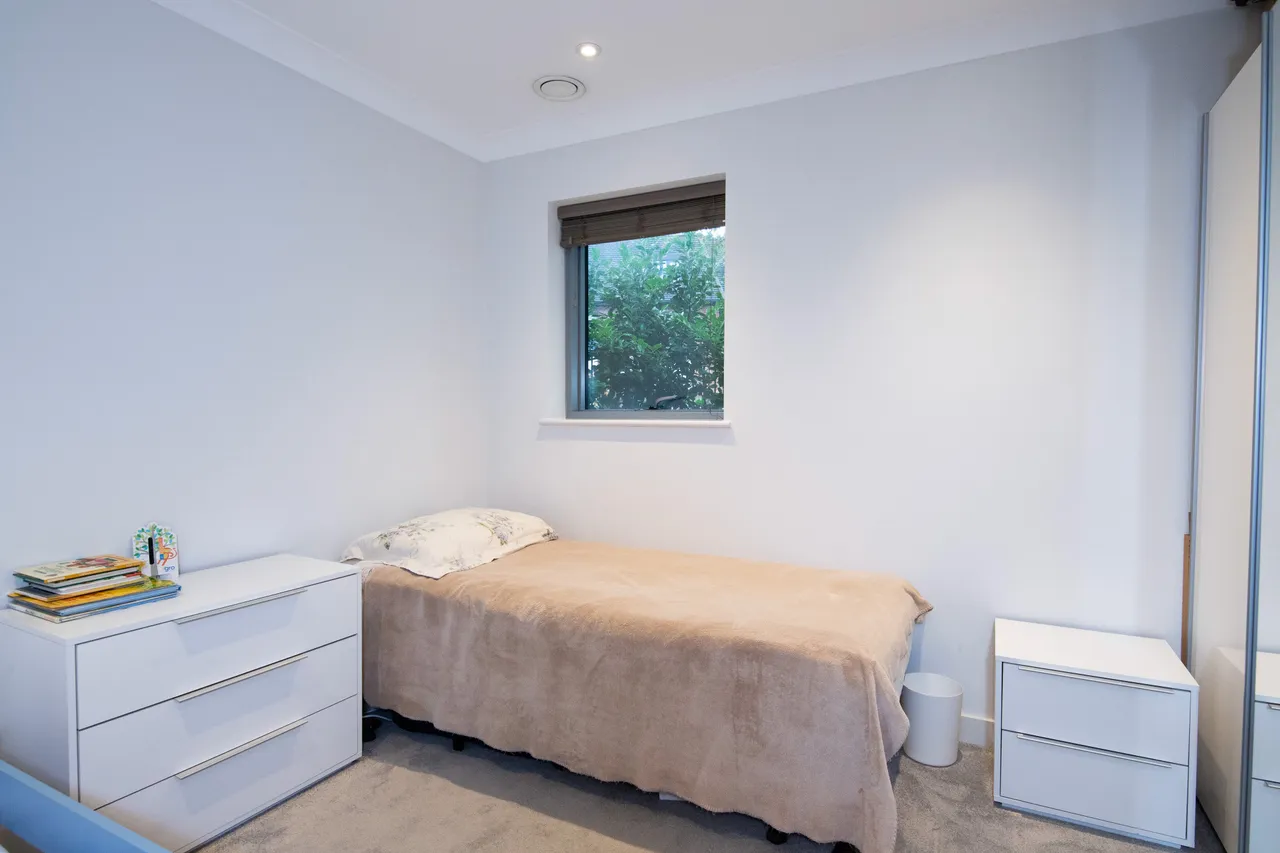 Flat 2, Bellham Court, 1 Hope Close, London, photo 6