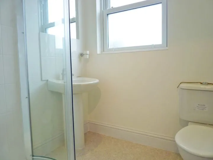 Penrhyn Crescent, Sheen, SW14 7PF, photo 3