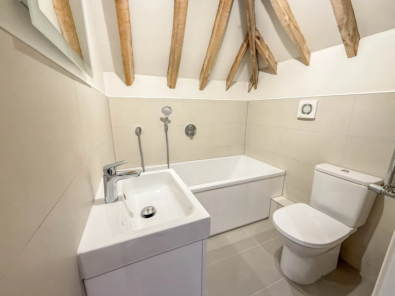 The Kendal Roughwood Lane, Chalfont St. Giles, Chalfont St. Giles, HP8 4AA, photo 18