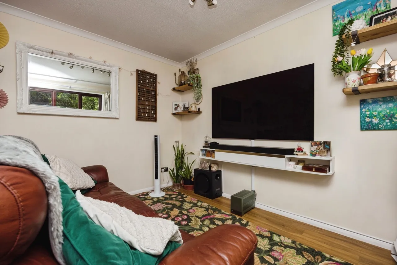 Broad Ha'penny, Wrecclesham, GU10, photo 18