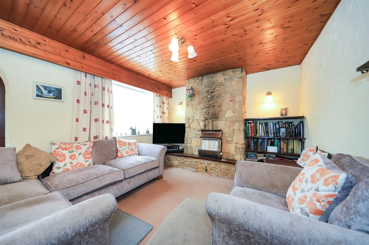 Denise Drive, Coseley, Bilston, photo 3
