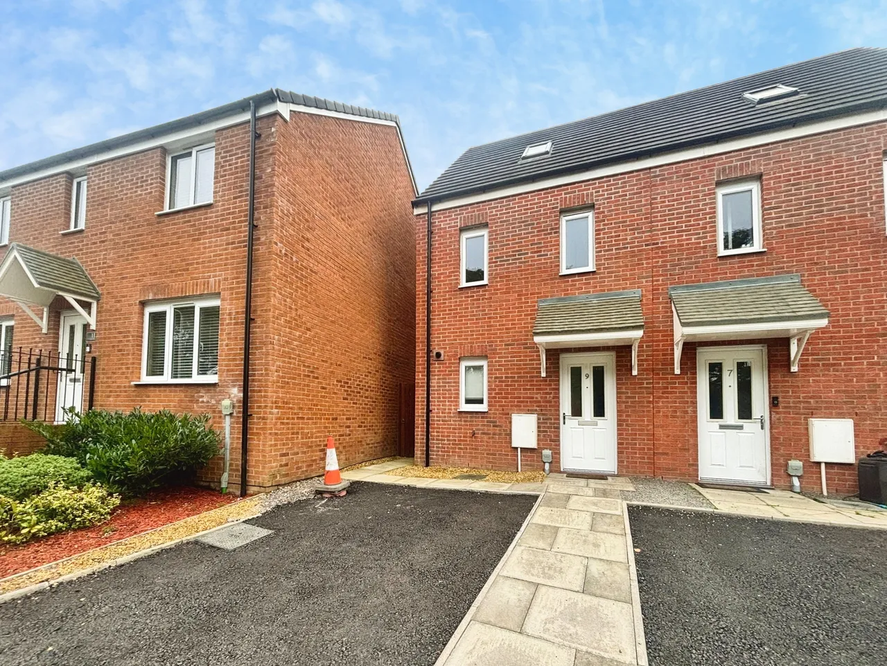 3 bed land to rent, Heol Y Nant Llanilid Pontyclun, CF72