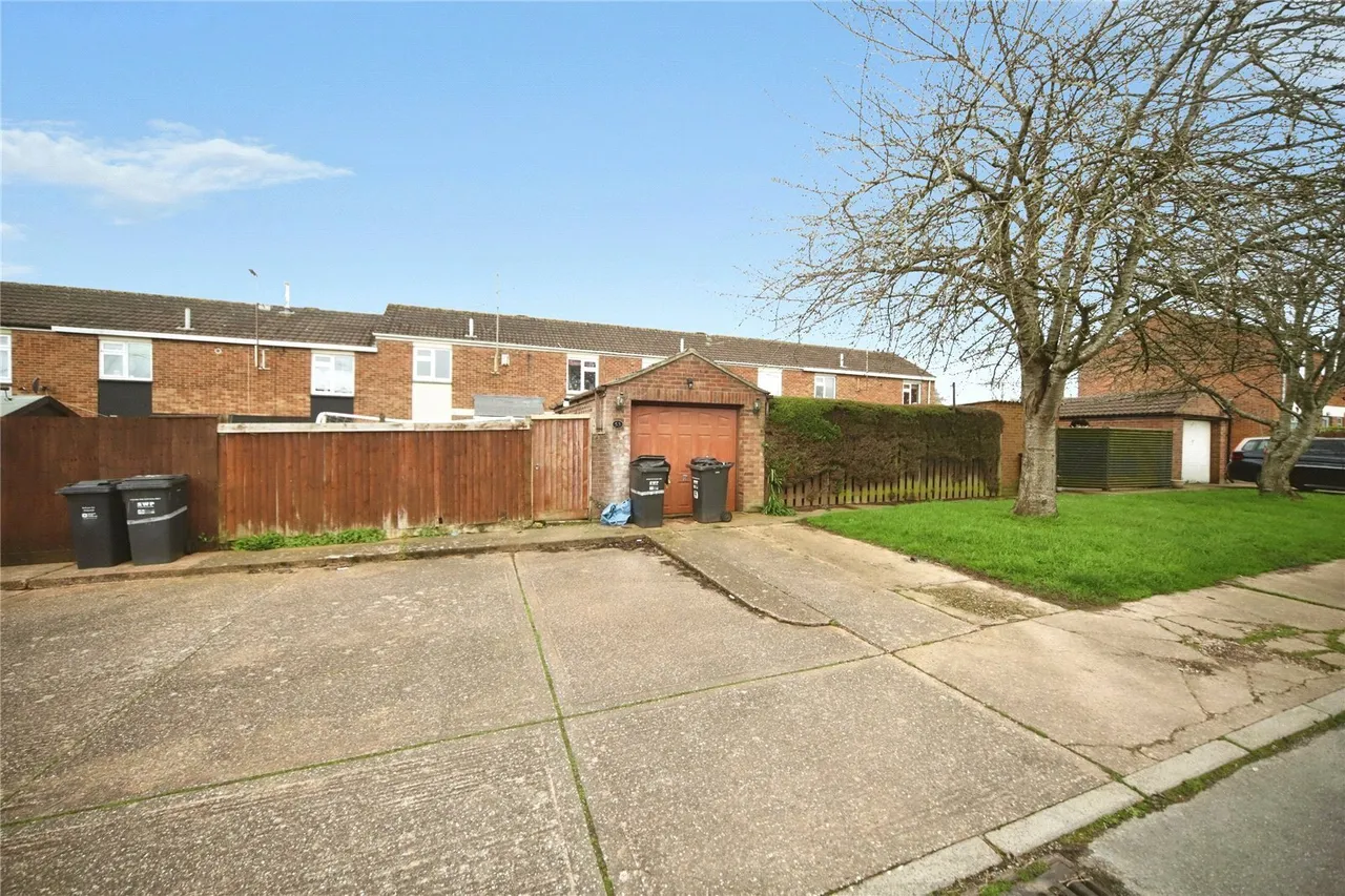 Bossington Drive, Taunton, TA2, photo 17