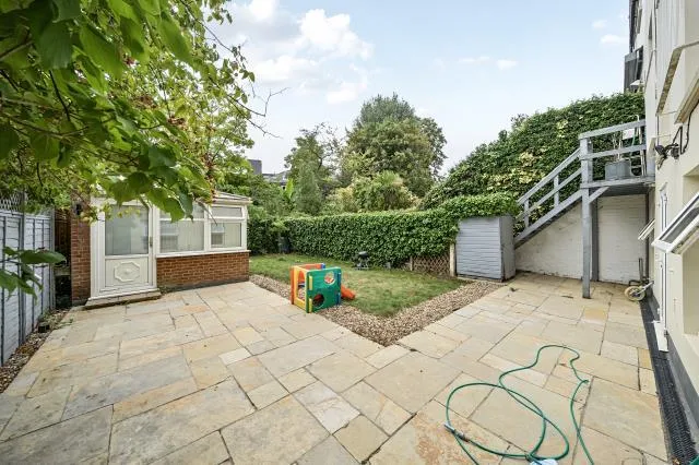 Buckland Crescent, London, NW3, photo 19