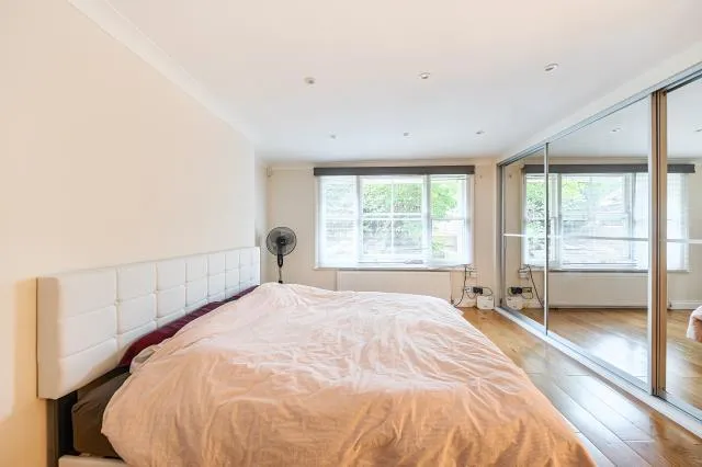 Buckland Crescent, London, NW3, photo 13