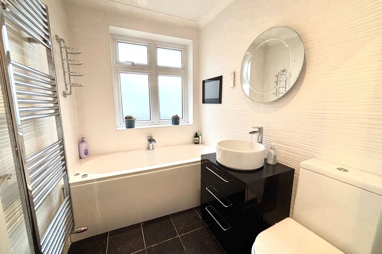 Stroude Road, Surrey Virginia Water, GU25, photo 12