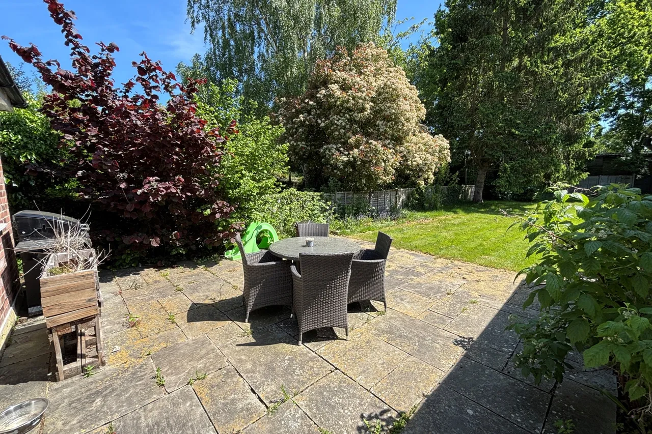 Stroude Road, Surrey Virginia Water, GU25, photo 15