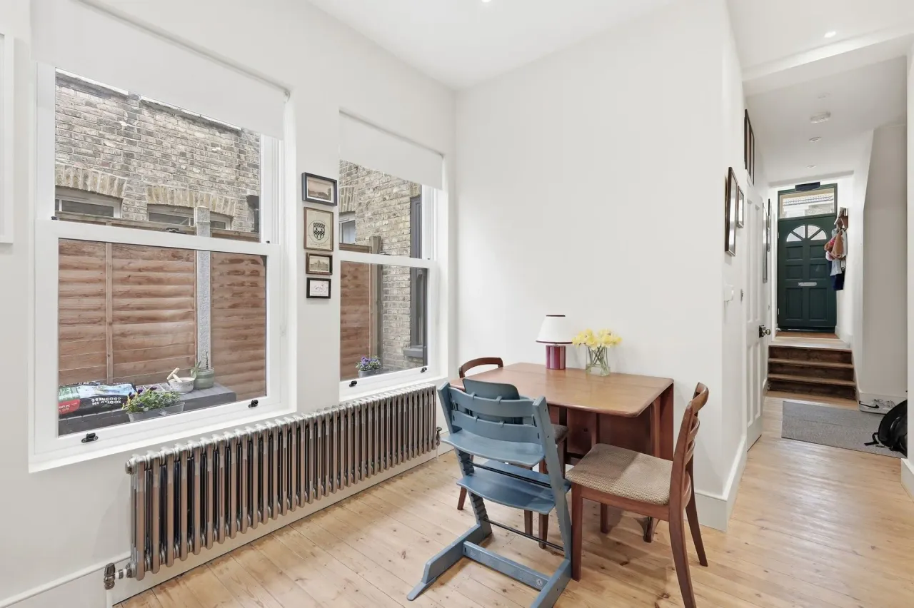 Newport Road, Leyton, E10, photo 9