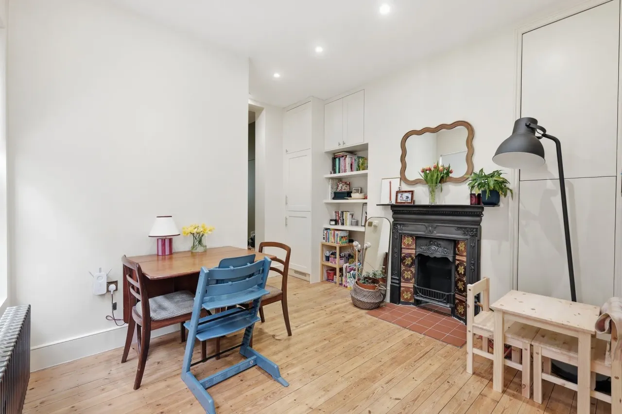 Newport Road, Leyton, E10, photo 8