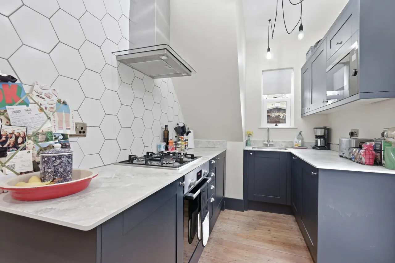 Newport Road, Leyton, E10, photo 5
