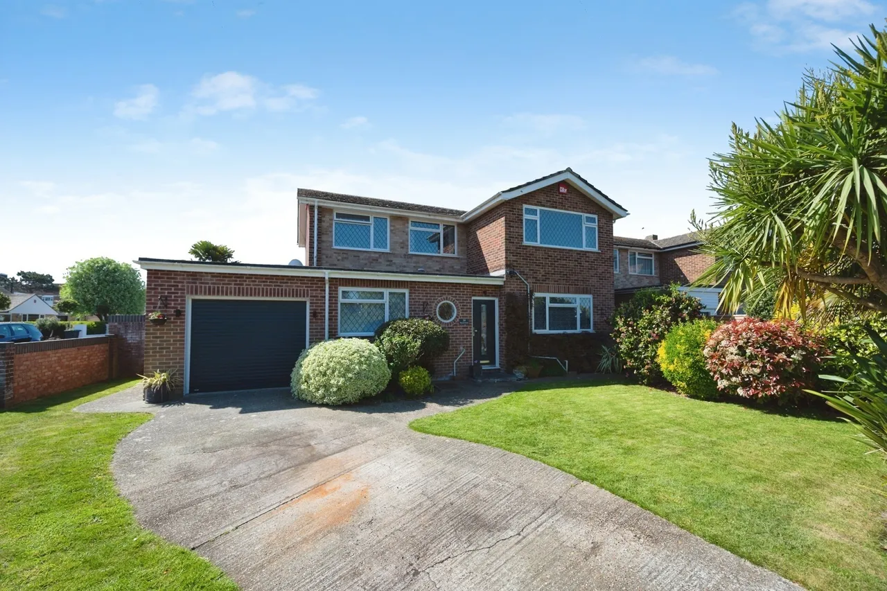 4 bed house for sale, Bacon Lane, Hayling Island, PO11
