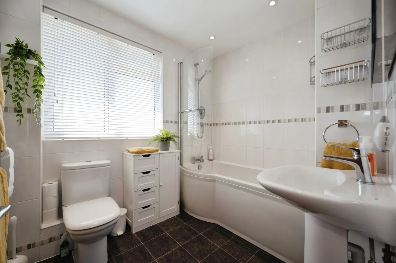 Bacon Lane, Hayling Island, PO11, photo 5