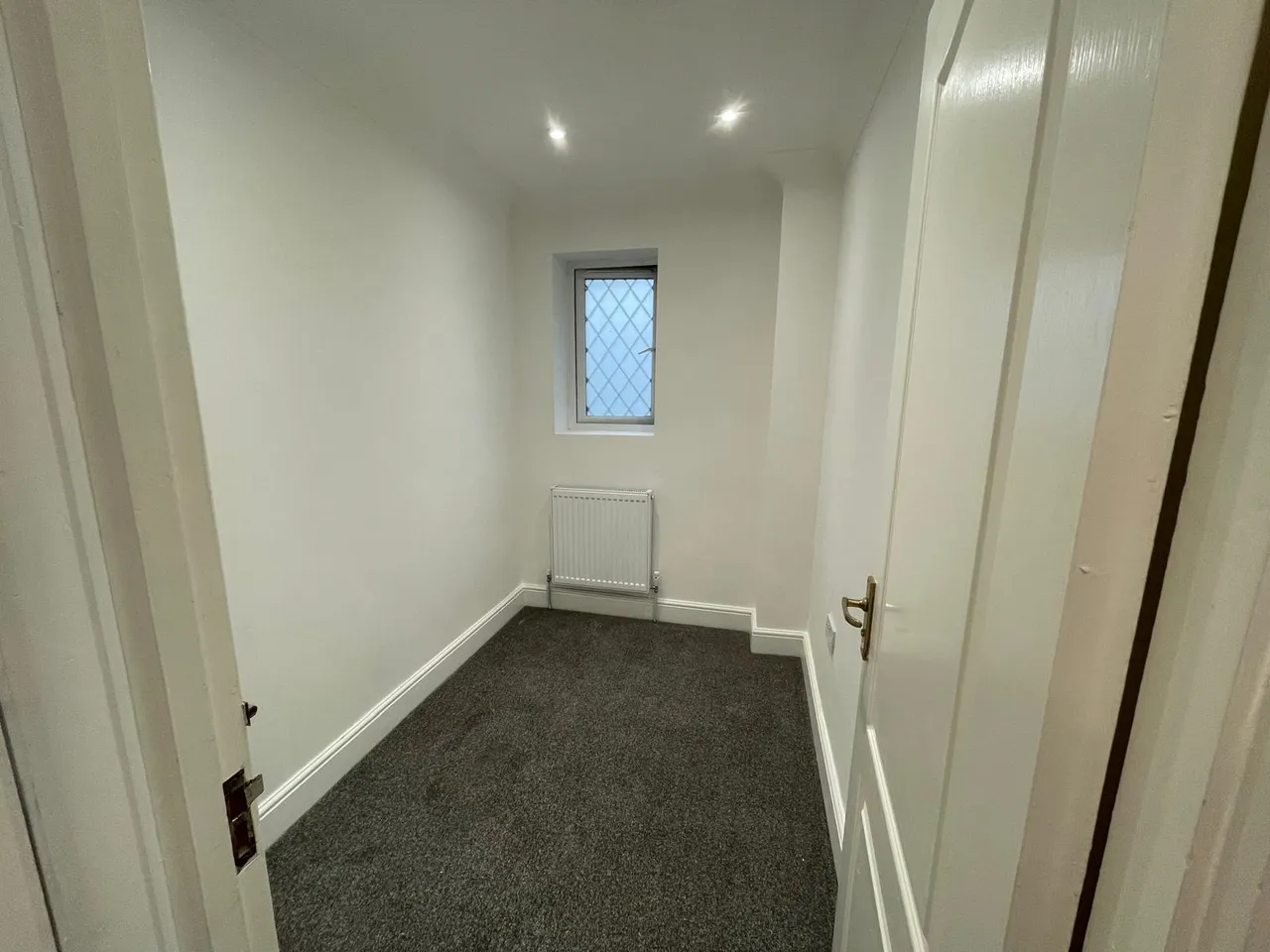 Aspen Park Drive, Watford, WD25, photo 9