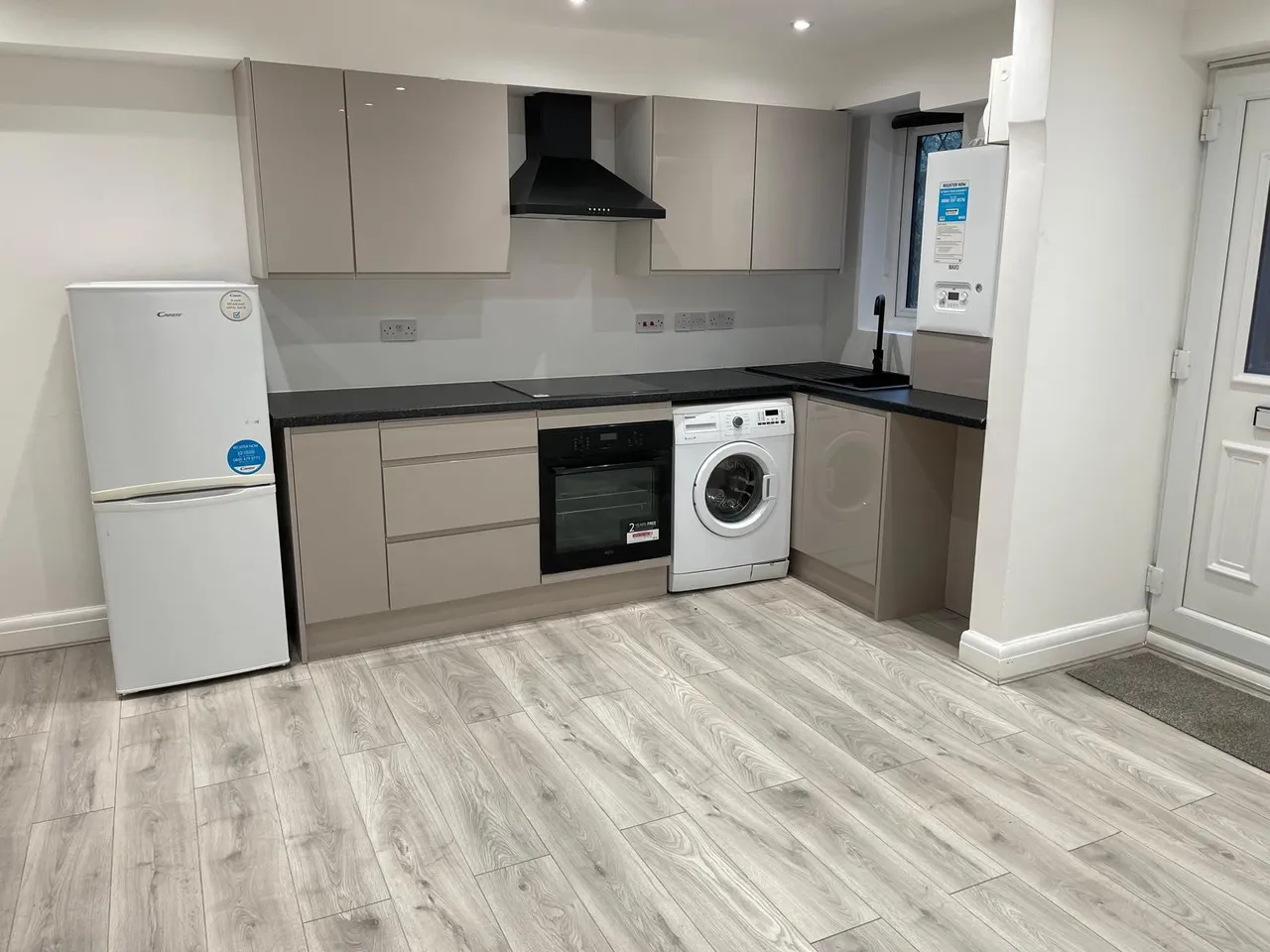Aspen Park Drive, Watford, WD25, photo 4