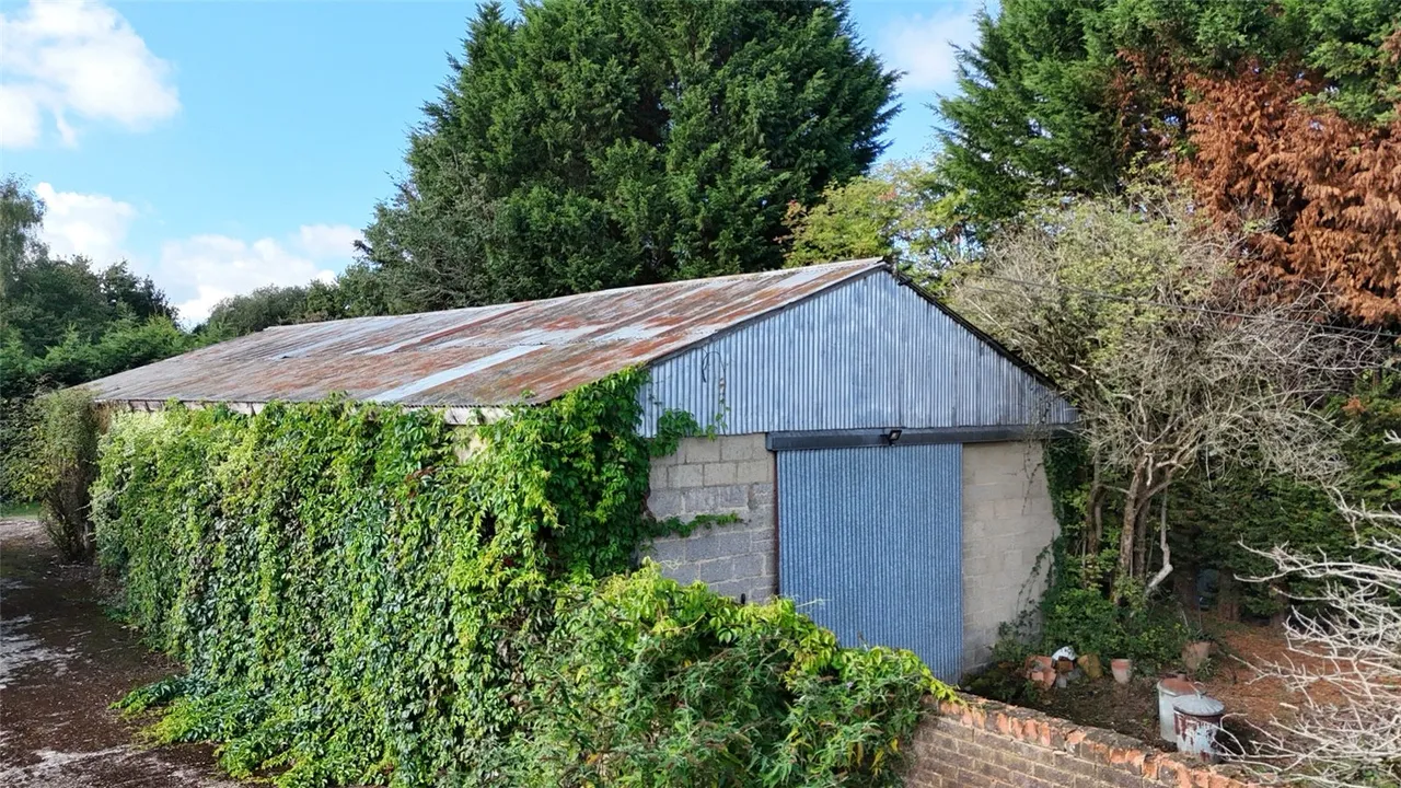 Sandy Lane, Romsey, Hampshire, SO51 0PD, photo 28