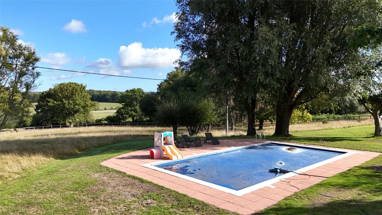 Sandy Lane, Romsey, Hampshire, SO51 0PD, photo 25