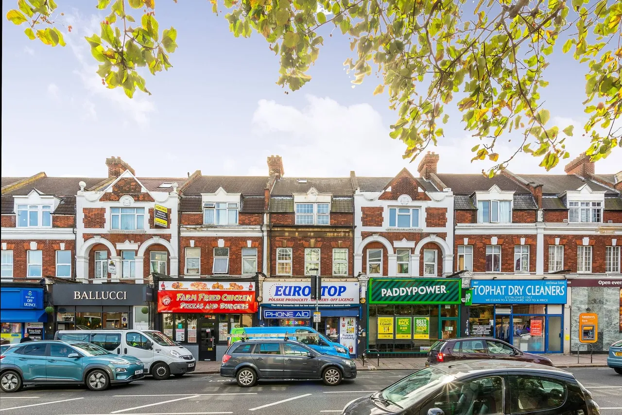 3 bed flat to rent — London Road, Isleworth, TW7