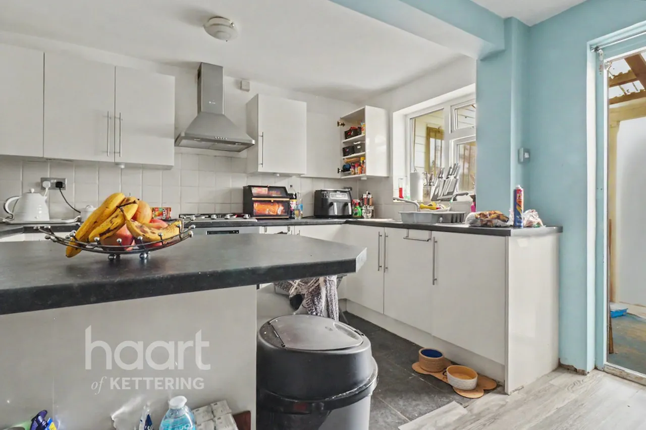 Warwick Close, Market Harborough, LE16, photo 4