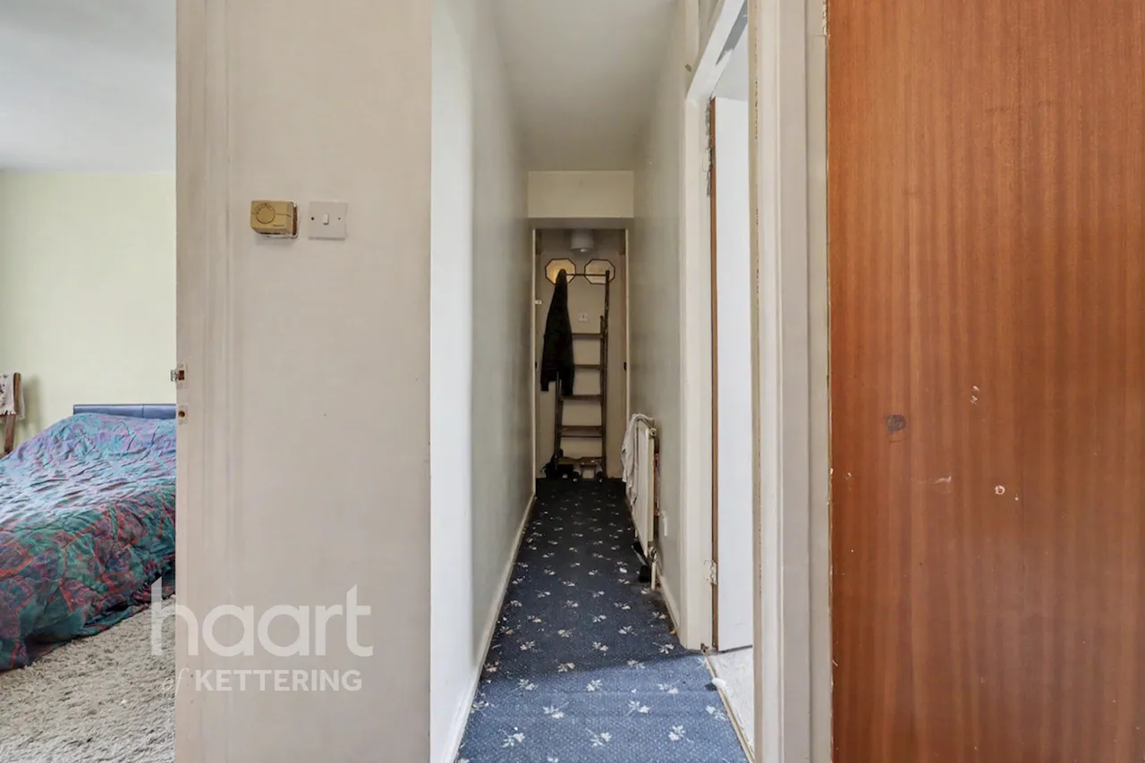 Warwick Close, Market Harborough, LE16, photo 6