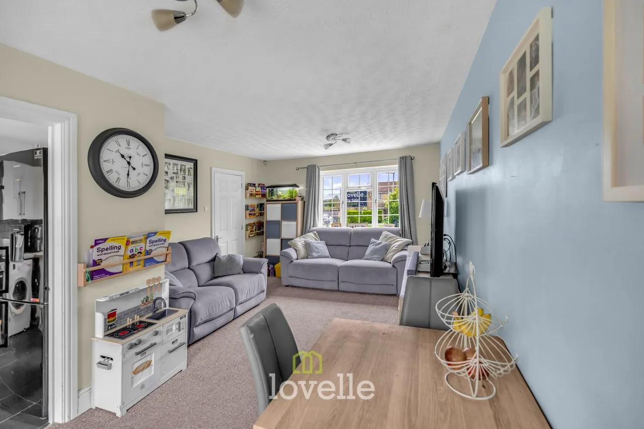 Harlstone Court, Grimsby, DN34, photo 3