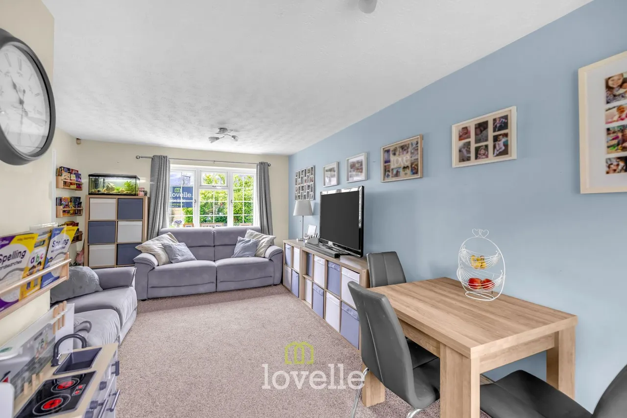 Harlstone Court, Grimsby, DN34, photo 2