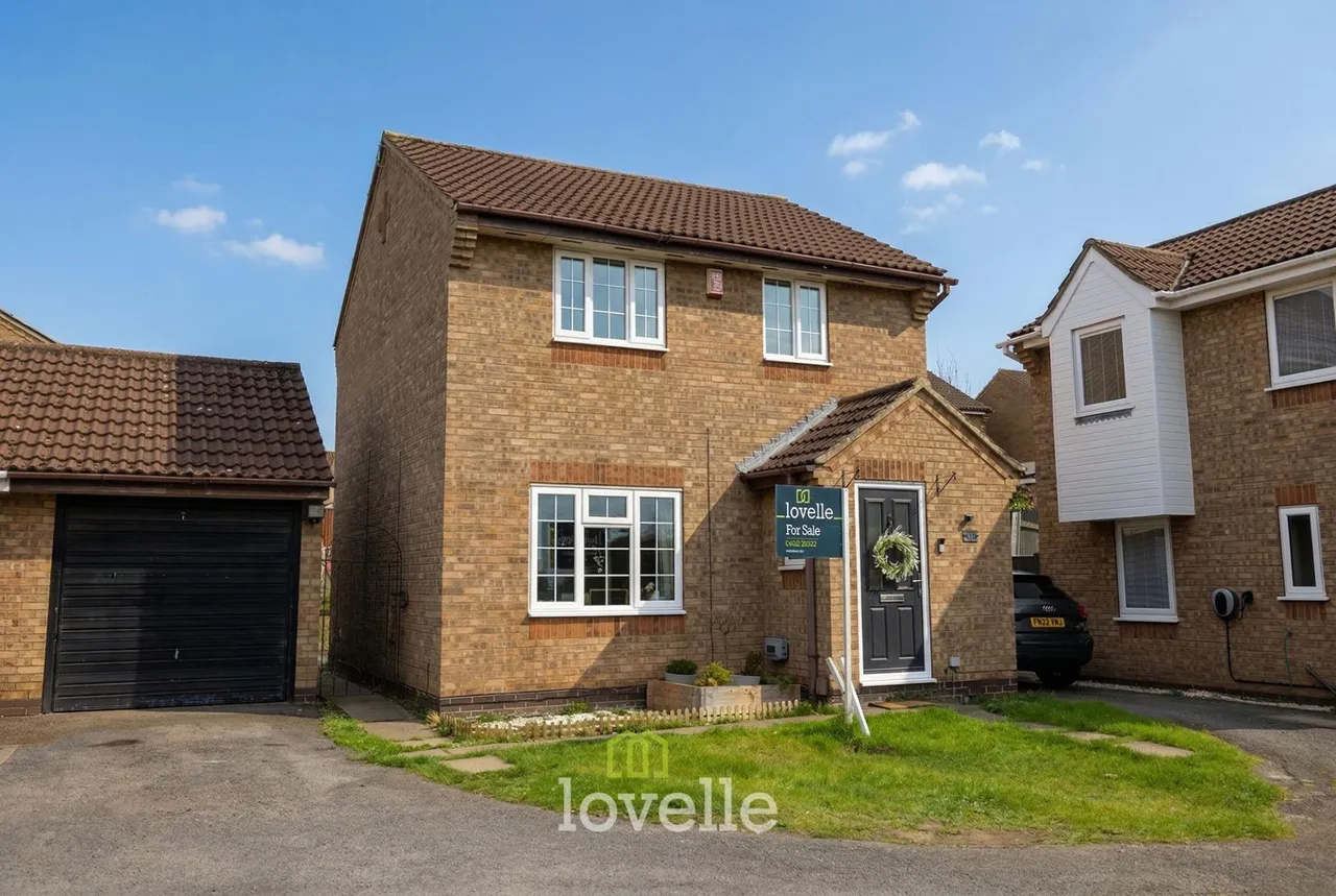 3 bed house for sale, Harlstone Court, Grimsby, DN34