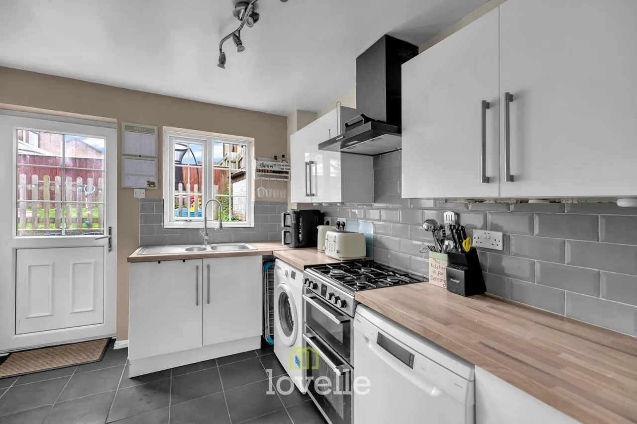 Harlstone Court, Grimsby, DN34, photo 5