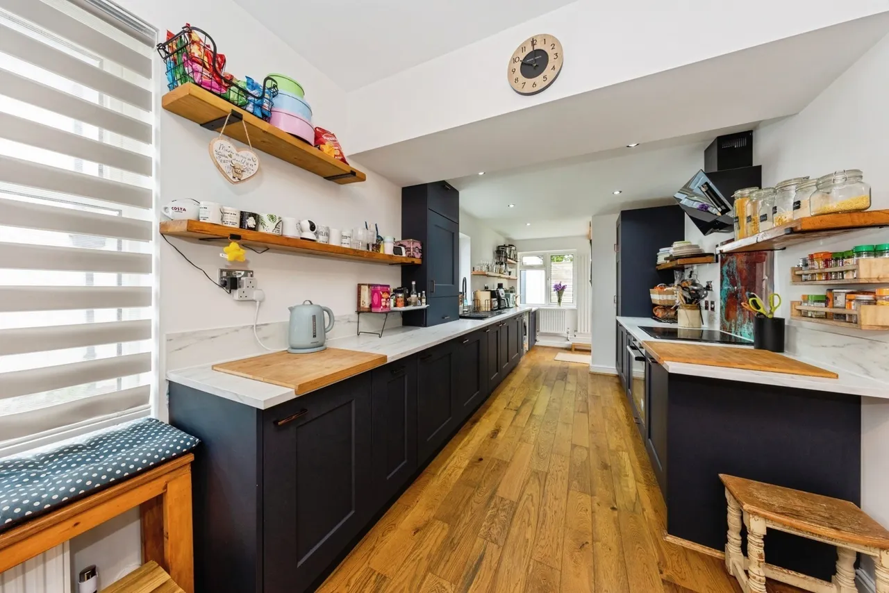 Steele Avenue, Carmarthen, SA31, photo 3
