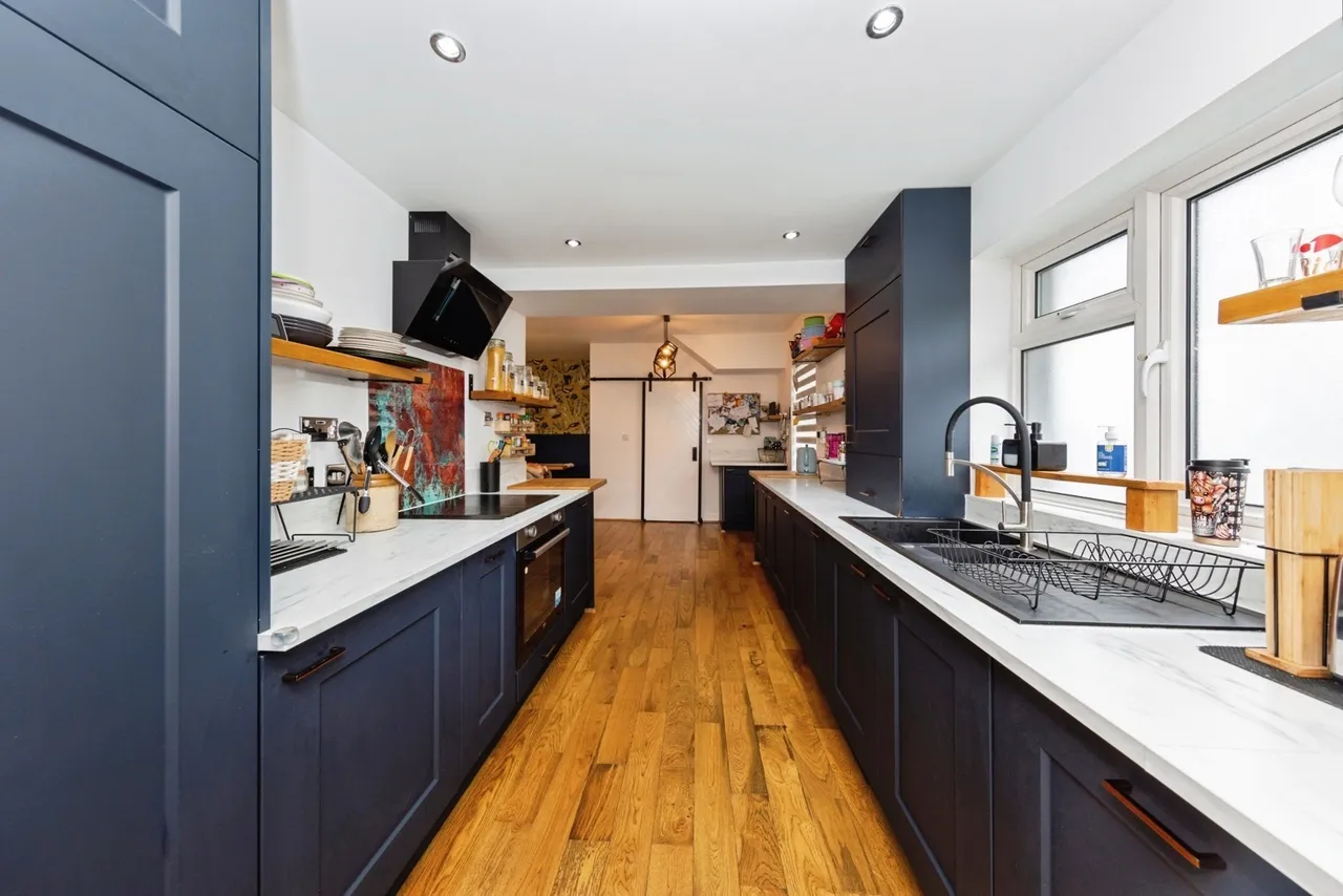 Steele Avenue, Carmarthen, SA31, photo 4