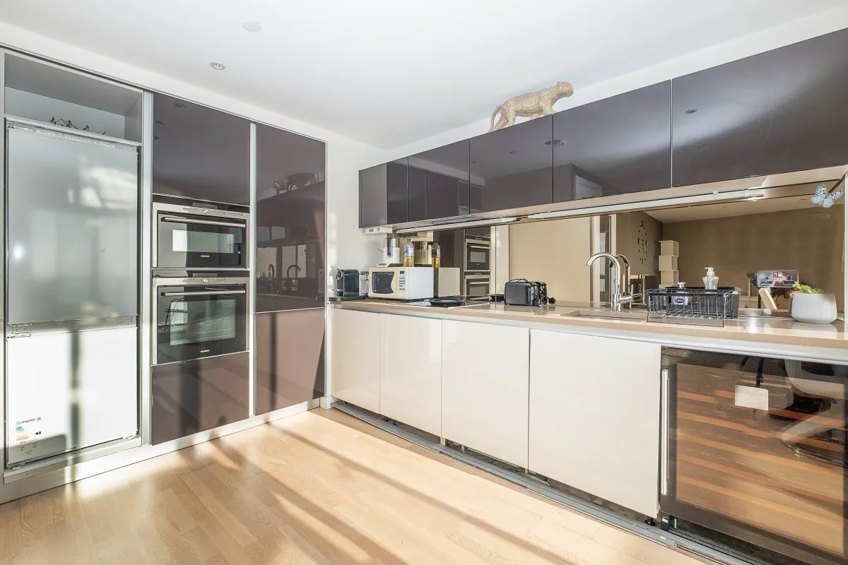 Pump House Crescent, London, TW8, photo 6