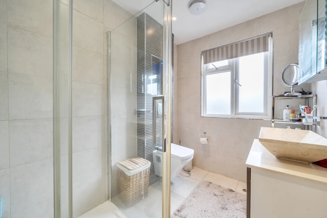 Imperial Drive, Harrow, HA2, photo 27