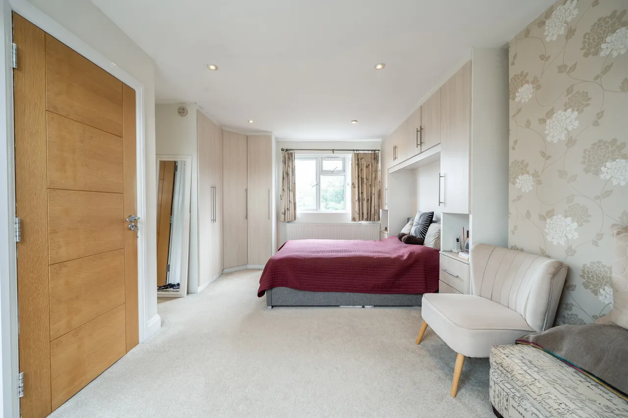 Imperial Drive, Harrow, HA2, photo 6