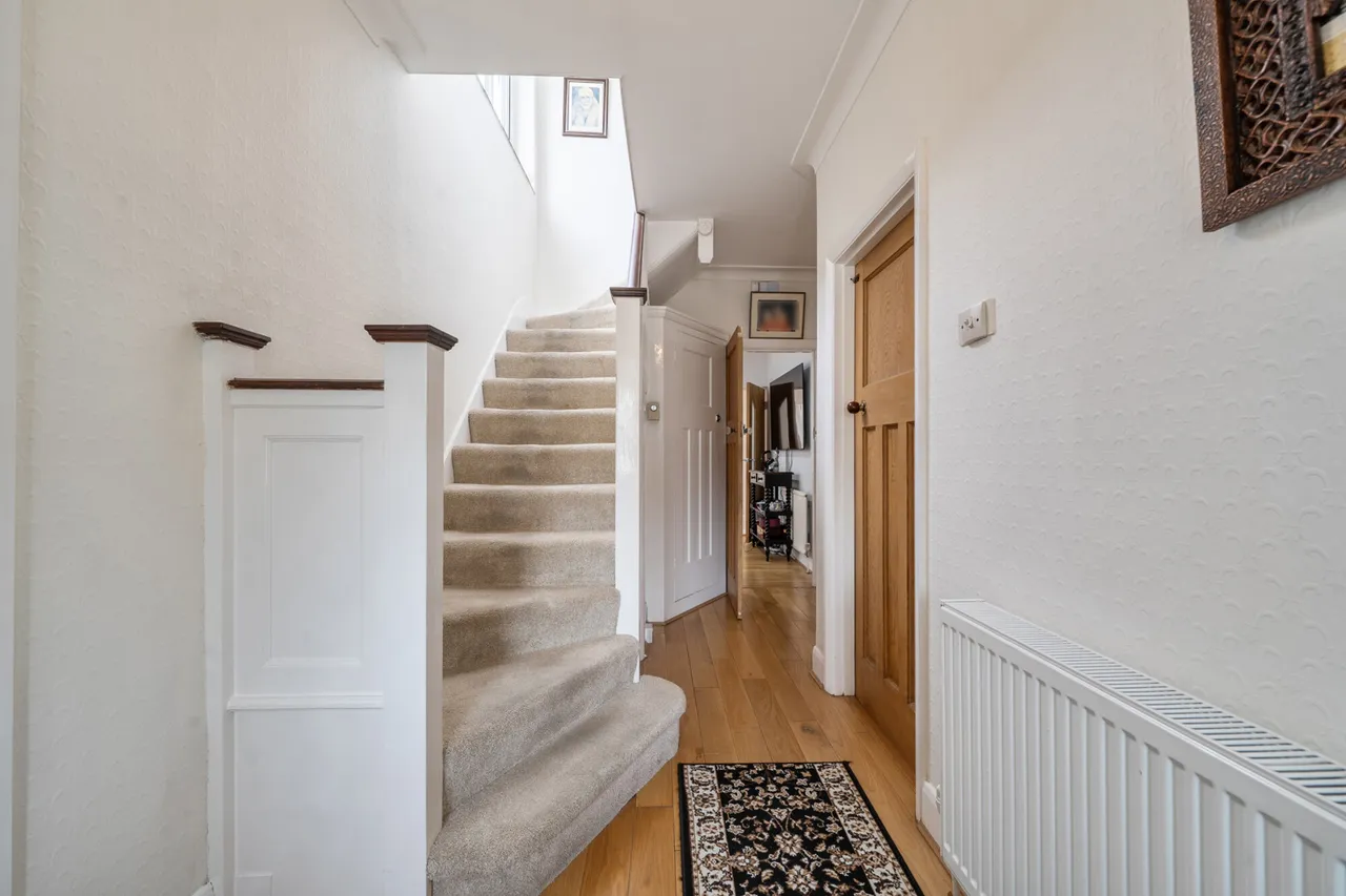 Imperial Drive, Harrow, HA2, photo 17