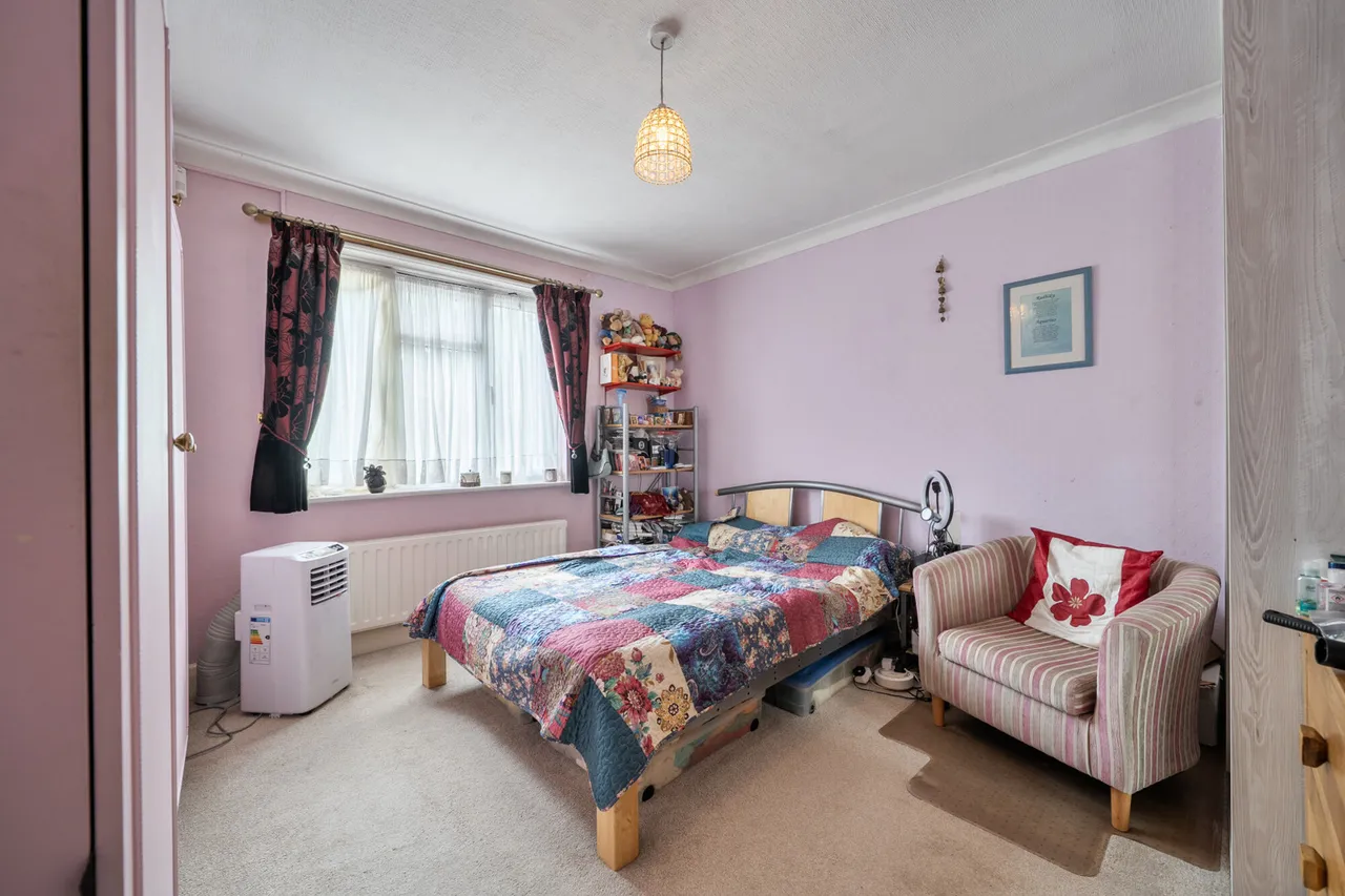 Imperial Drive, Harrow, HA2, photo 8