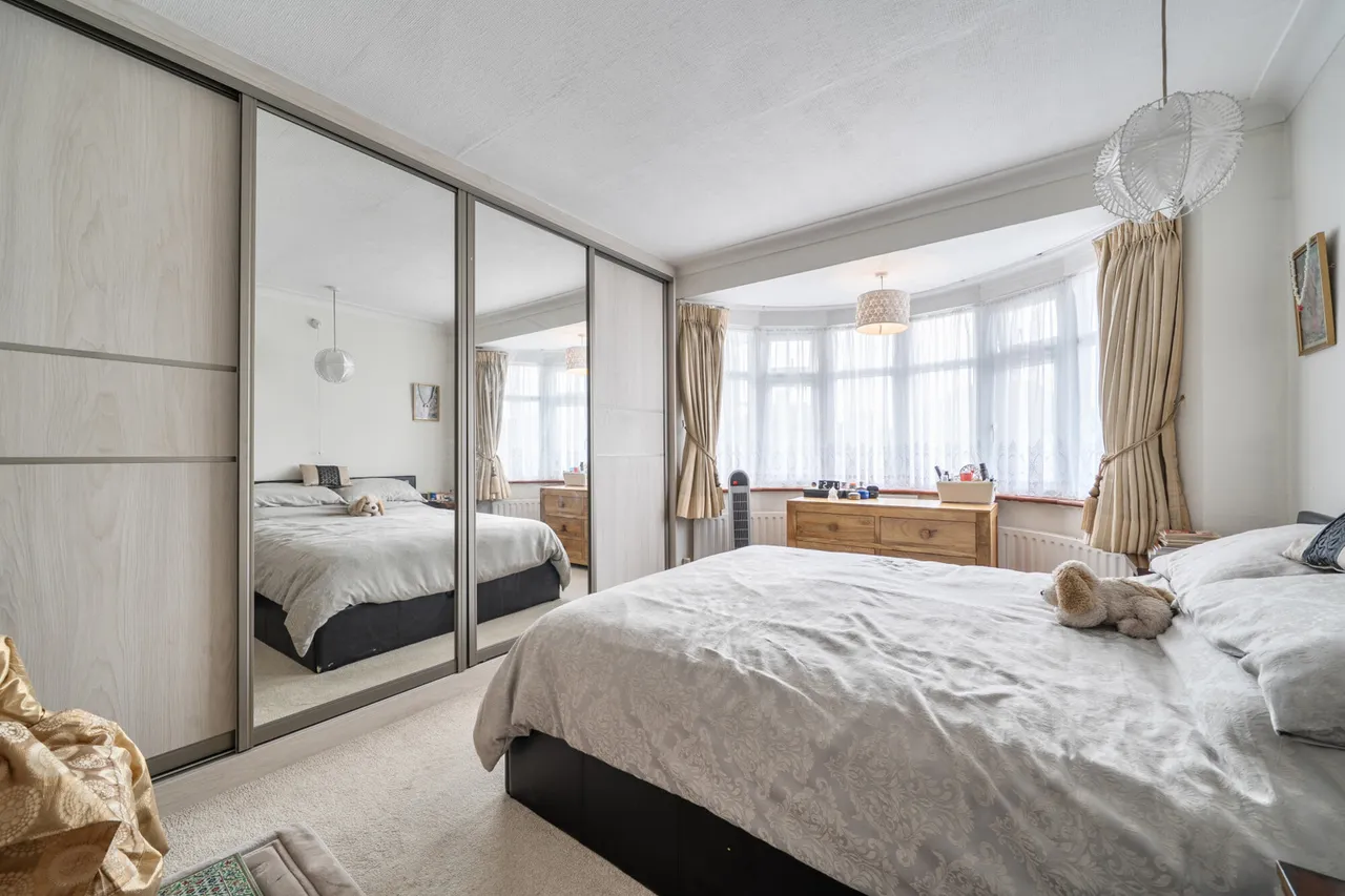 Imperial Drive, Harrow, HA2, photo 7